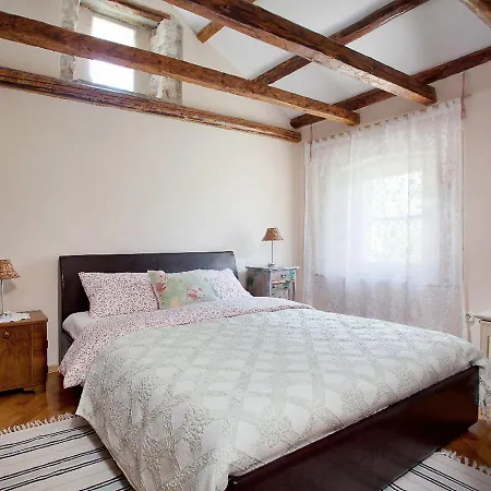 Holiday Casa Oliva 別荘 ウマグ
